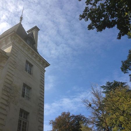 Chateau De Chasseneuil Sur Bonnieure Exteriör bild