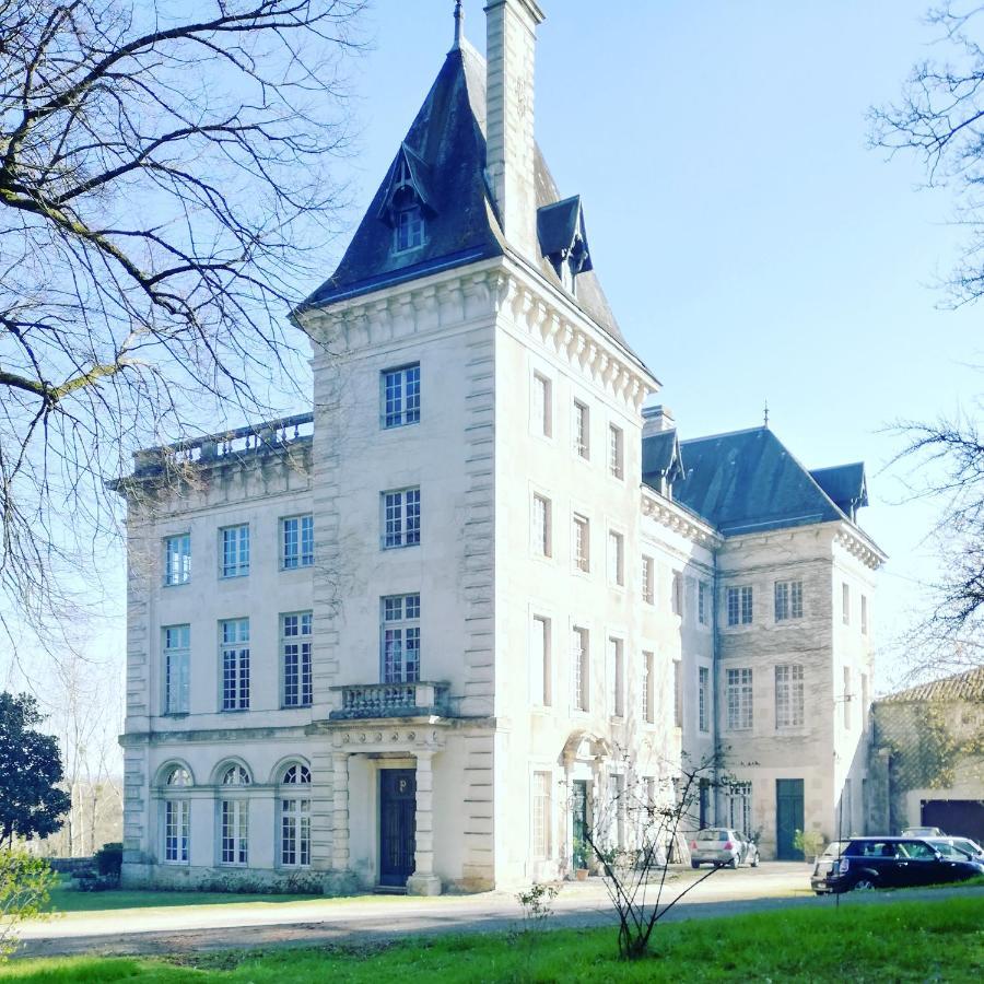Chateau De Chasseneuil Sur Bonnieure Exteriör bild