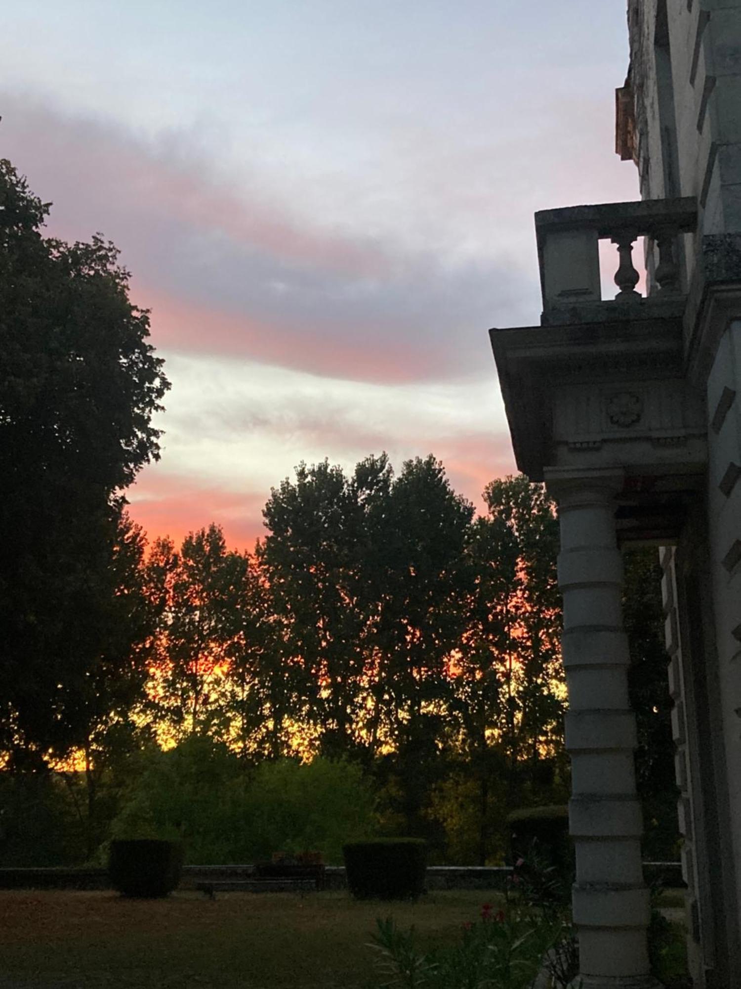 Chateau De Chasseneuil Sur Bonnieure Exteriör bild